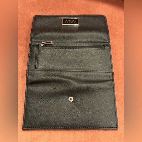 Guess | Black Wallet - Picture 3 of 4